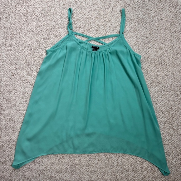 Torrid Plus 1X Georgette Shark‑bite Hem Camisole Fast Chicago Shipping Summer - Picture 4 of 6